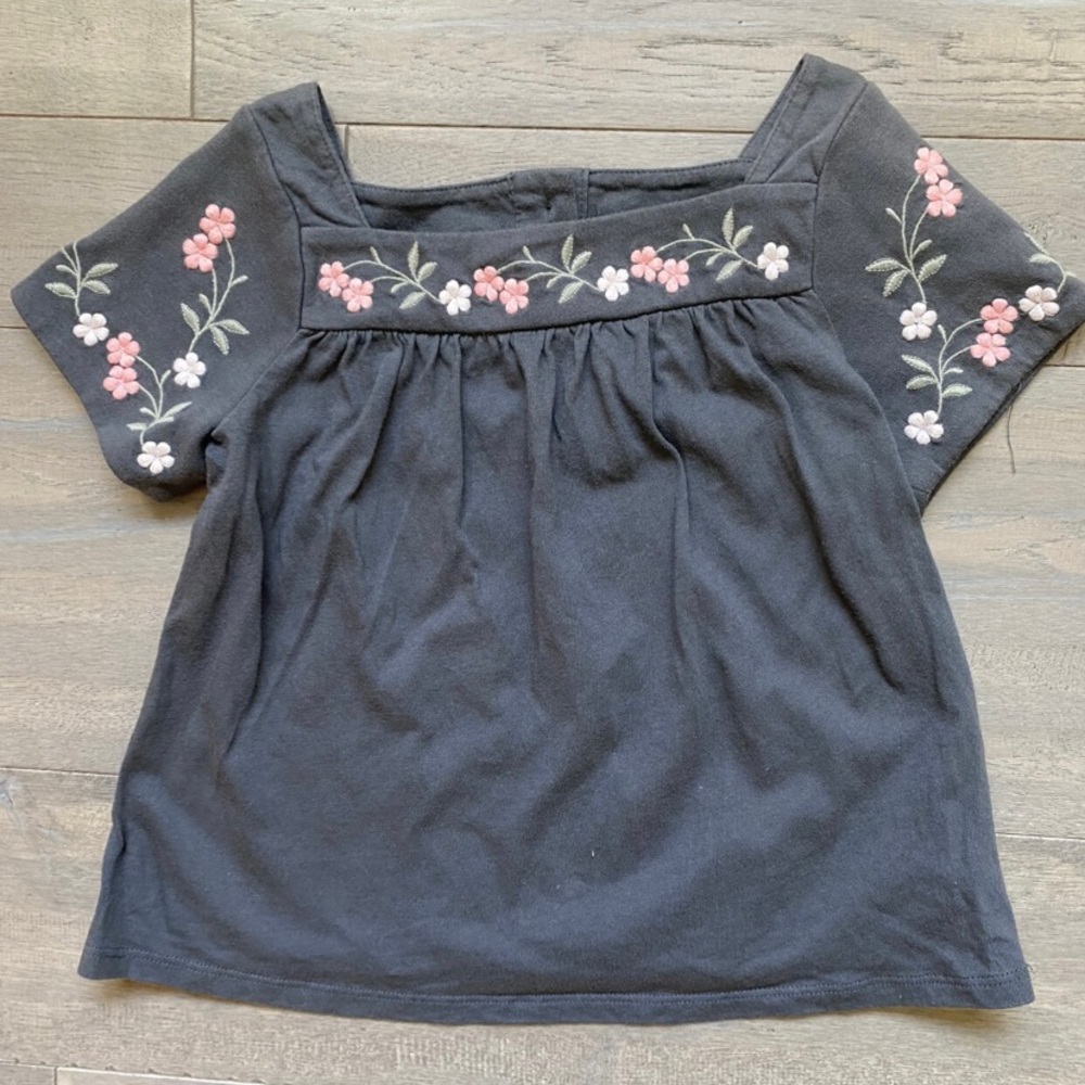Gap top